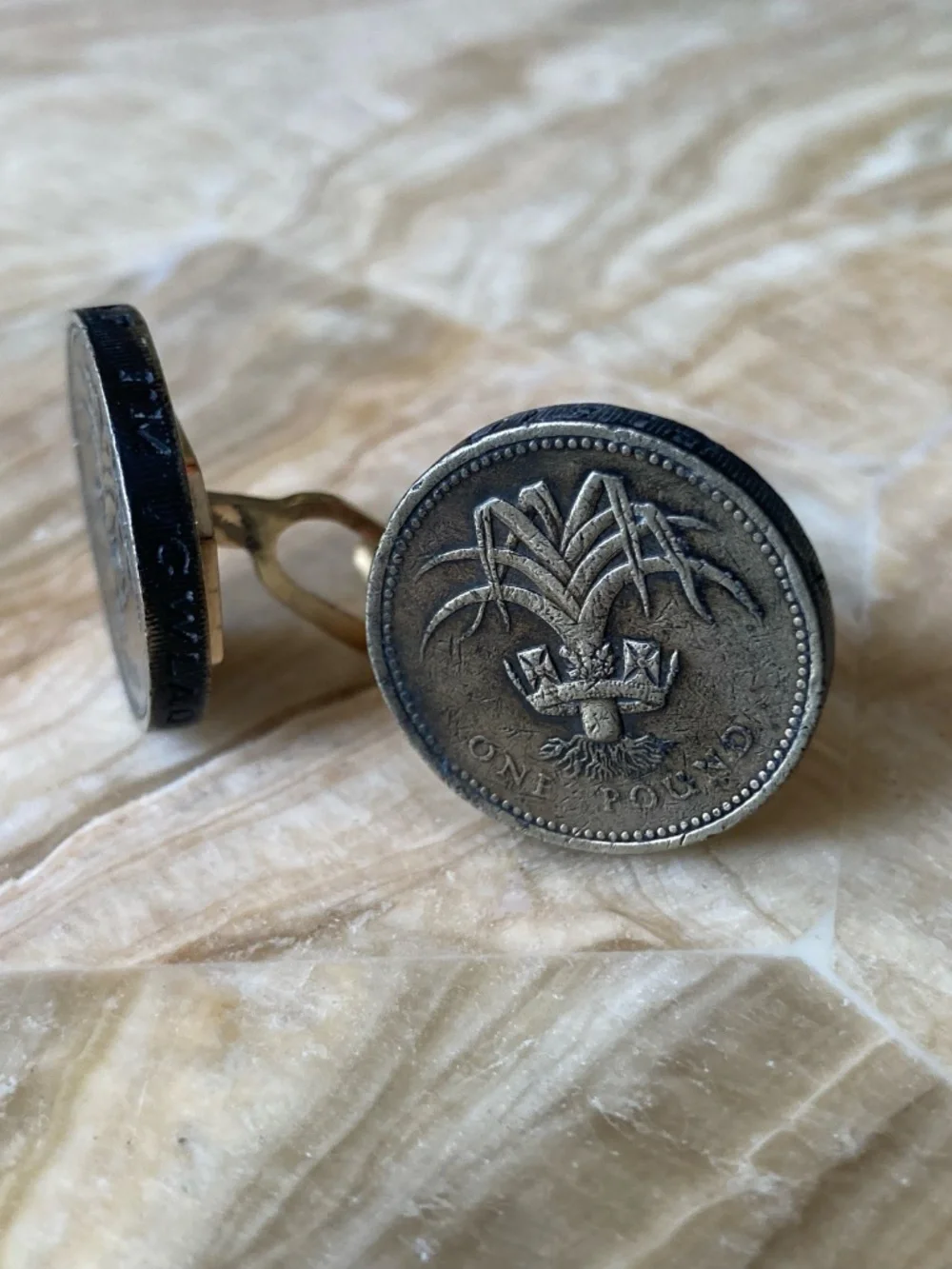 Aged Welsh Leek £1 Coin Cufflinks – Genuine British One Pound Coins – Handmade